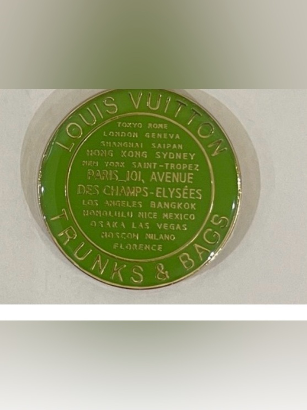 Louis Vuitton bag charm - Picture 3 of 3